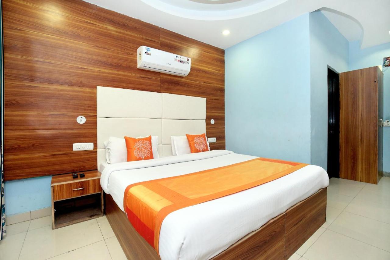 Oyo 8622 Hotel Grand Inn Csandígarh Kültér fotó